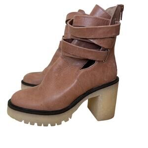 Free People Tan Leather Chunky Lug Sole Jesse Cut Out Boots Womens 36 EU